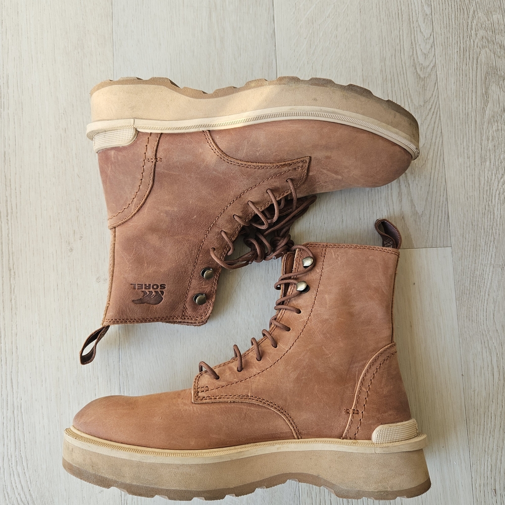 Sorel Women's Brown Leather Lace-Up Boots